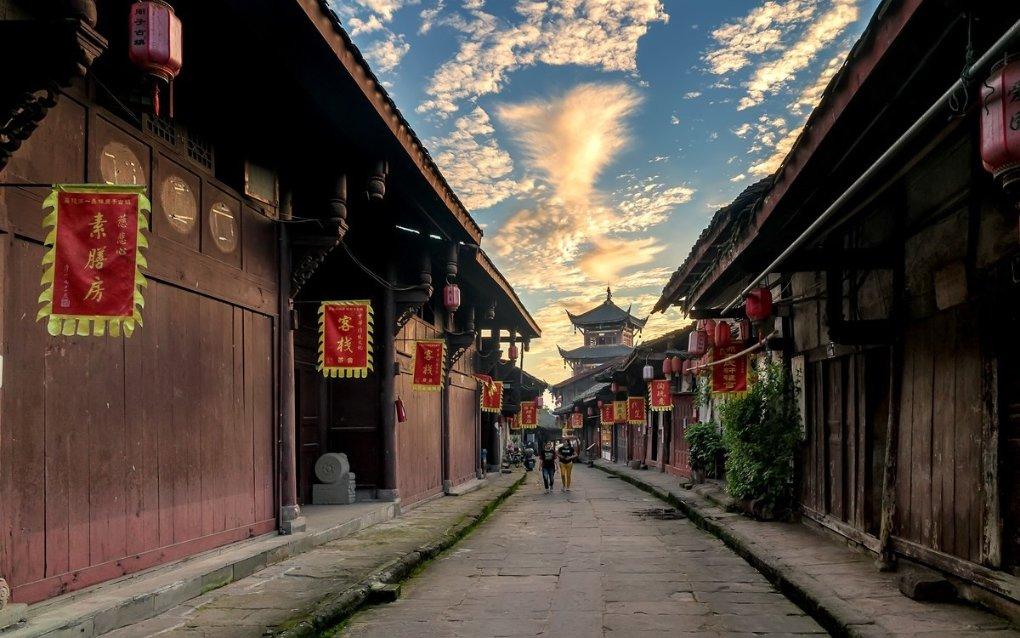 女生答应和你看电影却说不要对她太好，她不够好什么意思？游戏画面